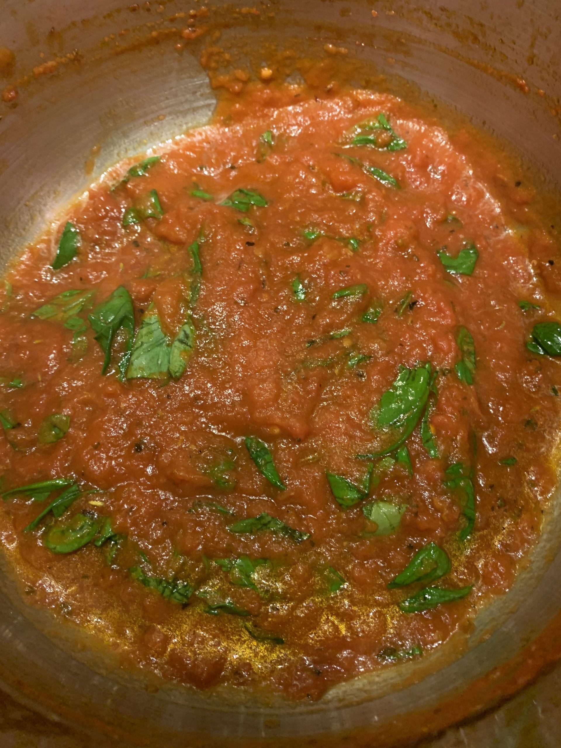 Tomato sauce with fresh basil The Plant based dad