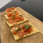 Tomato and pesto farinata