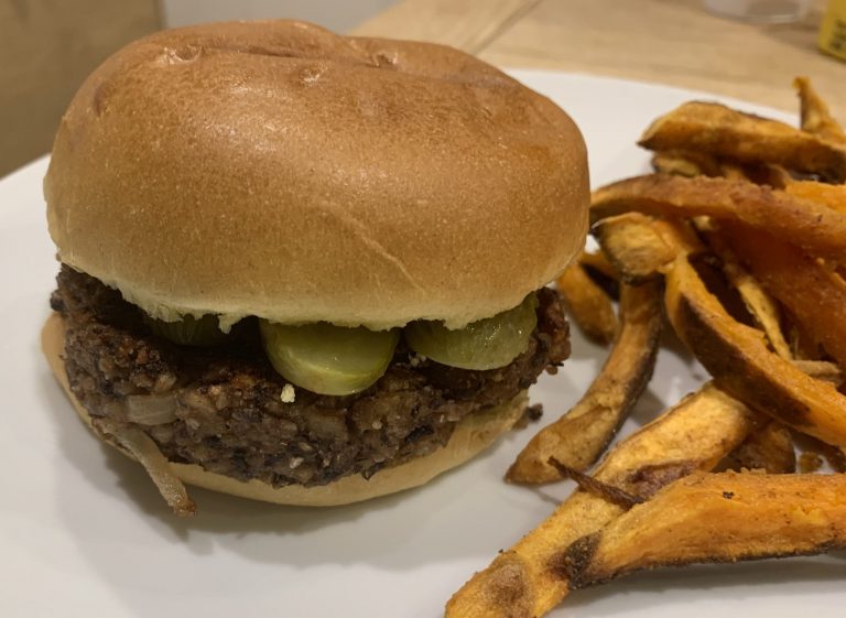 nut,bean and pasta burger