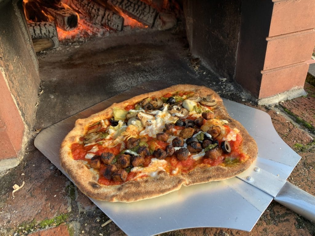 plant based pizza with soy chunks