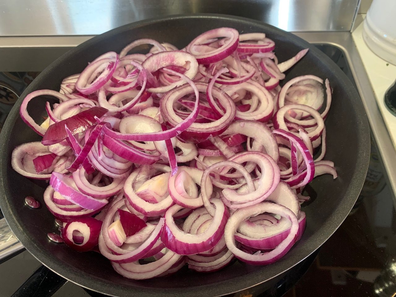 Caramelised red onion tart with herb cheese The Plant based dad